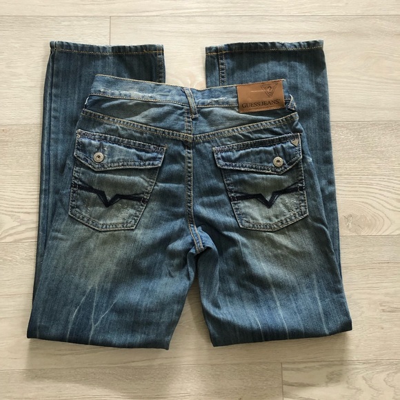 NWT Guess Juniors Falcon Slim Fit Boot Cut Distressed Jeans - Picture 2 of 16